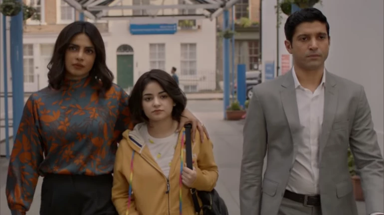 प्रियंका-फरहान की लव स्टोरी के बीच विलेन बनकर आईं जायरा, रिलीज हुआ ‘द स्काई इज पिंक’ का ट्रेलर! प्रियंका-फरहान की लव स्टोरी के बीच विलेन बनकर आईं जायरा, रिलीज हुआ ‘द स्काई इज पिंक’ का ट्रेलर!