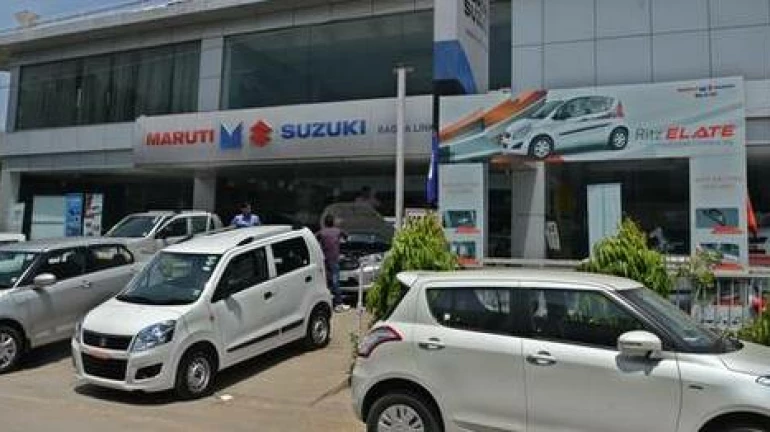 Auto Slowdown: Sales fall by 23.5 per cent; Worst Slump in 20 years Auto Slowdown: Sales fall by 23.5 per cent; Worst Slump in 20 years