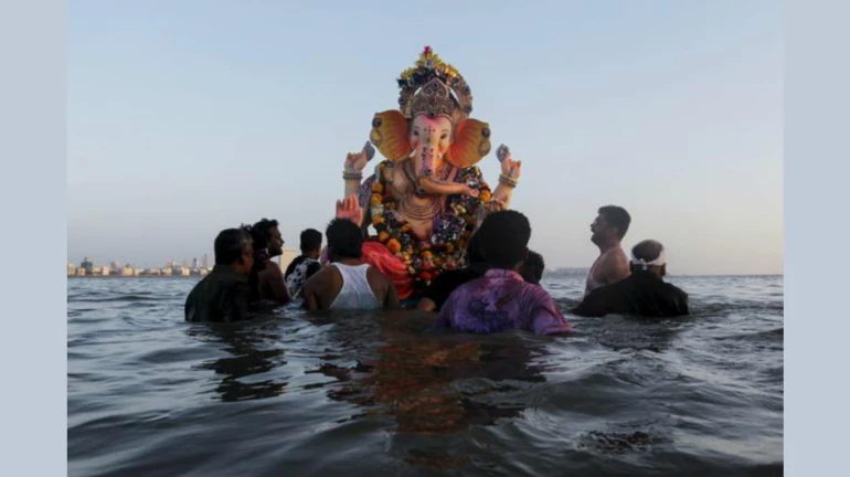गणपति विसर्जन के लिए बीएमसी तैयार गणपति विसर्जन के लिए बीएमसी तैयार