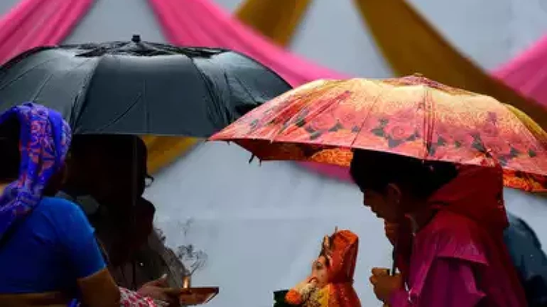 गणेशोत्सव २०१९: अनंत चतुर्दशीला हलक्या पावसाची शक्यता गणेशोत्सव २०१९: अनंत चतुर्दशीला हलक्या पावसाची शक्यता