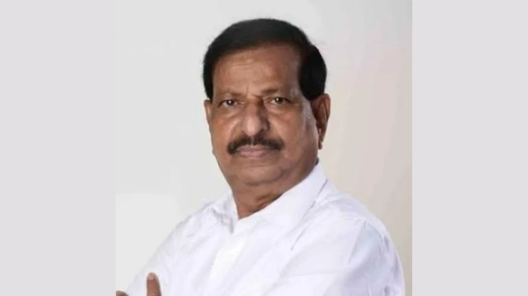 गणेश नाईक यांचा ४८ नगरसेवकांसह भाजपात प्रवेश गणेश नाईक यांचा ४८ नगरसेवकांसह भाजपात प्रवेश