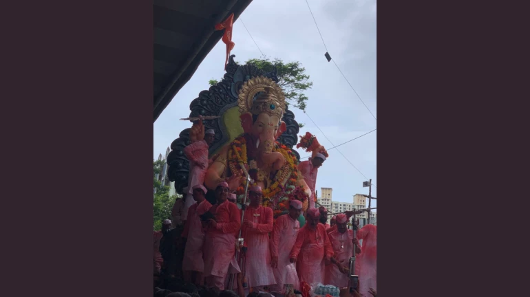 Ganesh Utsav 2019: After 21 hours, the Visarjan of Lalbaugcha Raja concludes