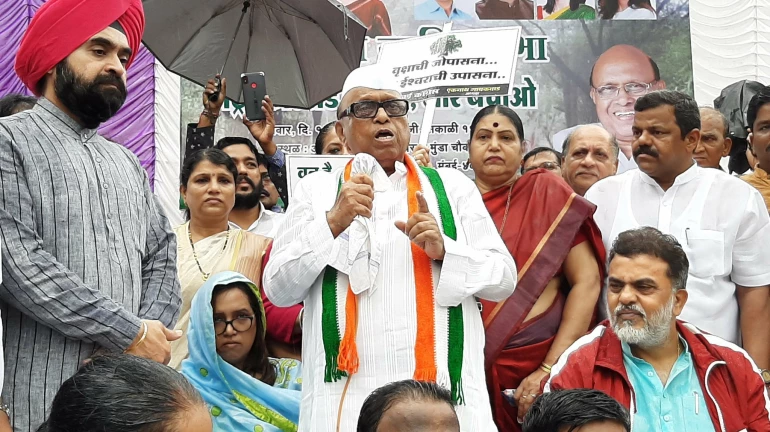 Save Aarey: Sanjay Nirupam, Congress members organise Vrukshpujan ceremony Save Aarey: Sanjay Nirupam, Congress members organise Vrukshpujan ceremony