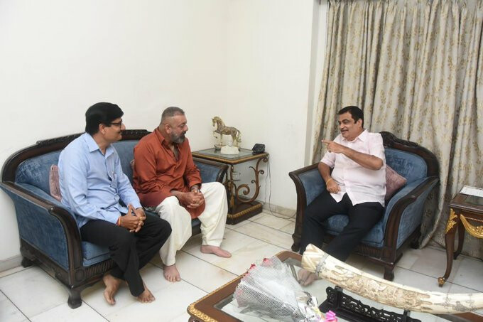 संजय दत्त ने की नितिन गडकरी से मुलाकात