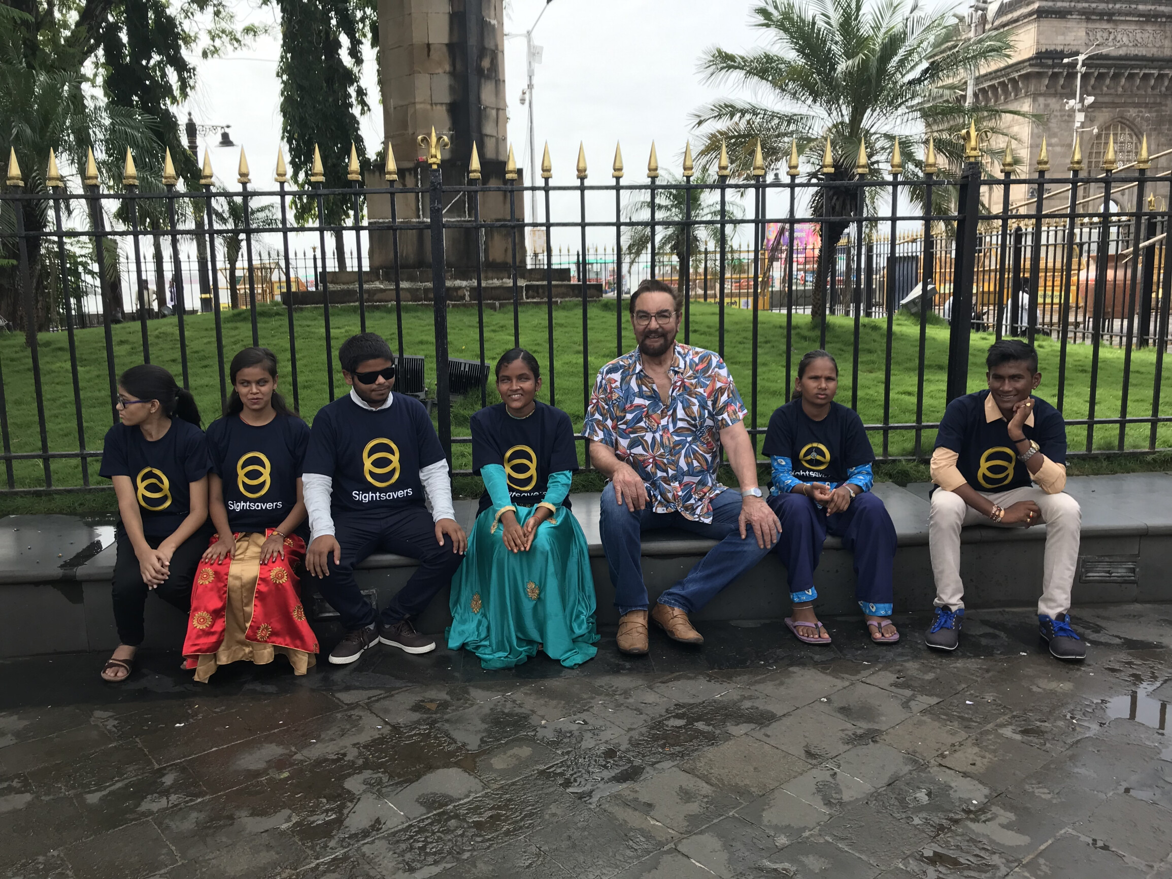 या कलाकारानं दिव्यांग मुलांना सांगितल्या ऐतिहासिक कथा