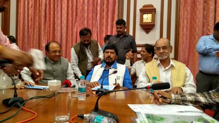 राज्यसभा में भी हो आरक्षण- रामदास आठवले राज्यसभा में भी हो आरक्षण- रामदास आठवले