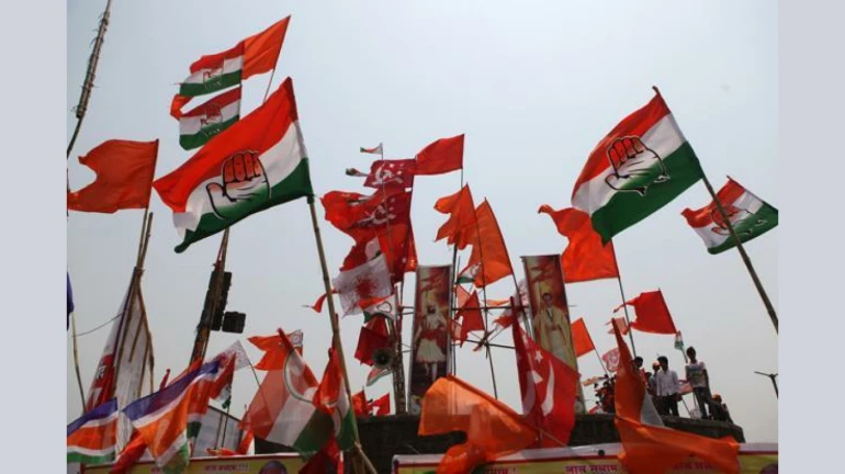 काँग्रेस आमदारांची शिवसेनेला पाठिंबा देण्याची तयारी? आता लक्ष हायकमांडकडे काँग्रेस आमदारांची शिवसेनेला पाठिंबा देण्याची तयारी? आता लक्ष हायकमांडकडे