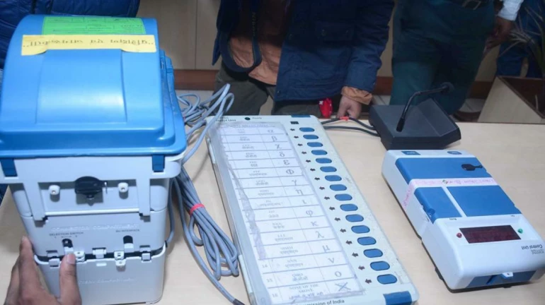 Maharashtra assembly elections will be conducted on EVMs: Chief Election Commissioner Sunil Arora