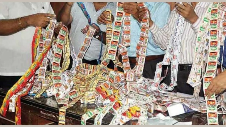 मुंबईतून ३३ लाखांचा गुटखा जप्त मुंबईतून ३३ लाखांचा गुटखा जप्त