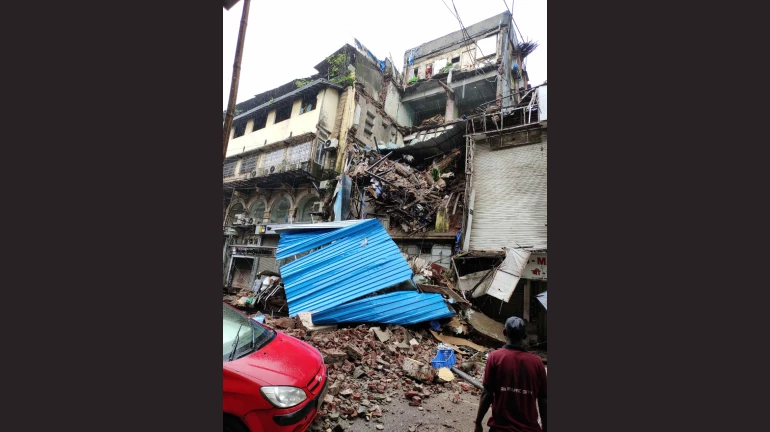 Portion of 4-Storey Building Collapsed