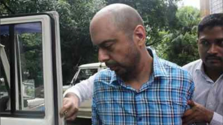 इस पढ़े लिखे और पैसे वाले बिजनसमैन ने जो किया उसे क्या कहेंगे आप? इस पढ़े लिखे और पैसे वाले बिजनसमैन ने जो किया उसे क्या कहेंगे आप?