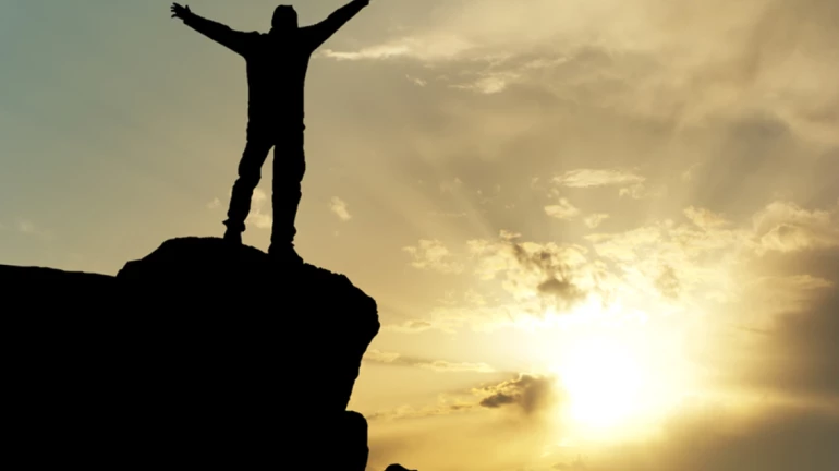 टेन्शन, नैराश्यातून बाहेर यायचंय? 'या' ७ टिप्स जरूर वाचा टेन्शन, नैराश्यातून बाहेर यायचंय? 'या' ७ टिप्स जरूर वाचा