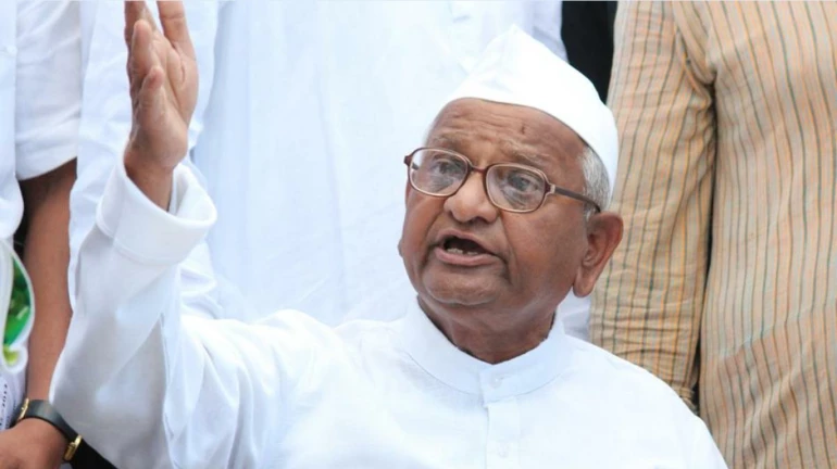 Anna Hazare sends a reminder letter to CM opposition the wine sale policy