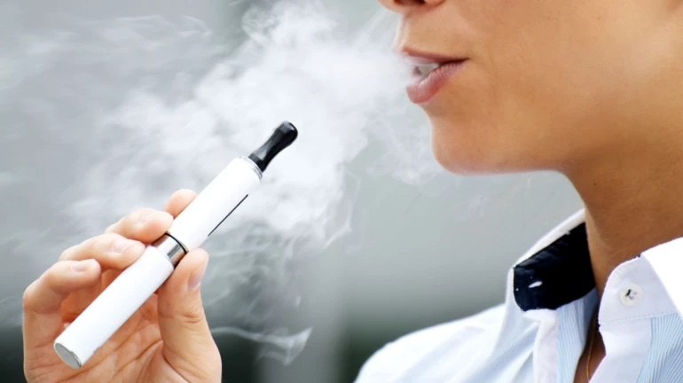 Association of Vapers India protests against the ban on e-cigarettes