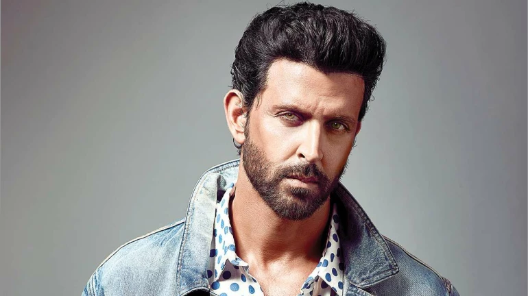 ऋतिक रोशन ने कोविड-19 के फ्रंटलाइन हीरों की सहायता के लिए बजाया पियानो और गाया गाना! ऋतिक रोशन ने कोविड-19 के फ्रंटलाइन हीरों की सहायता के लिए बजाया पियानो और गाया गाना!