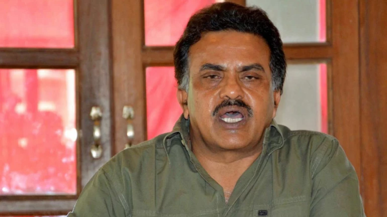 ban on chinese apps: चिनी अॅपवरील बंदीचा निर्णय योग्यच, संजय निरूपम यांचं समर्थन ban on chinese apps: चिनी अॅपवरील बंदीचा निर्णय योग्यच, संजय निरूपम यांचं समर्थन