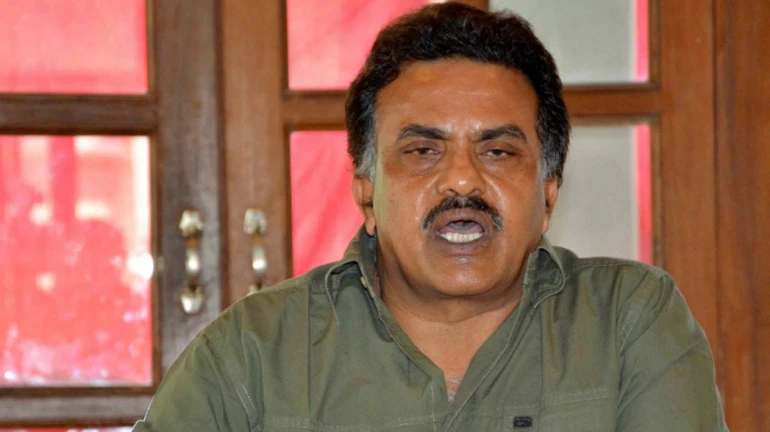 “कोरोनाच्या दुसऱ्या लाटेच्या नावाने सुरू असलेला तमाशा बंद करा!” “कोरोनाच्या दुसऱ्या लाटेच्या नावाने सुरू असलेला तमाशा बंद करा!”