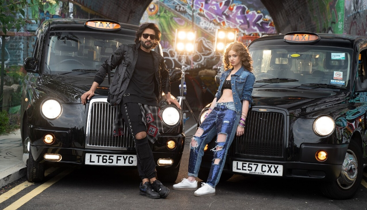 जैकी भगनानी के 'चूड़ियां' गाने का बनेगा गुजराती वर्जन!