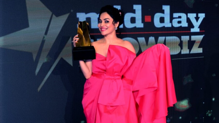 एक्टर-प्रोड्यूसर निकिता रावल 'शो बिज़ आइकन अवॉर्ड' से हुईं सम्मानित!