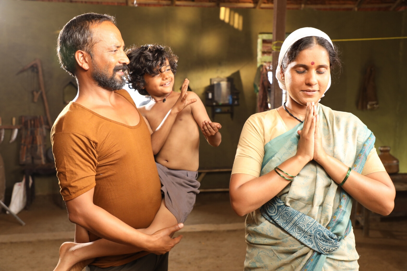 लॉस एंजलिसमधील ‘गोल्डन ग्लोब्ज’मध्ये मराठमोळा ‘बाबा’