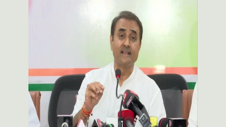गँगस्टर इक्बाल मिर्चीशी कुठलाही संबंध नाही- प्रफुल्ल पटेल गँगस्टर इक्बाल मिर्चीशी कुठलाही संबंध नाही- प्रफुल्ल पटेल