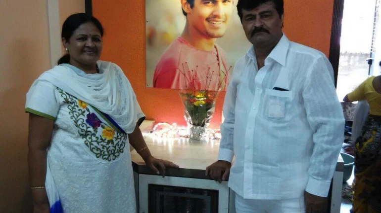 मुलाच्या निधनानंतर पालकांनी जे केलं ते तुमचं मन जिंकेल मुलाच्या निधनानंतर पालकांनी जे केलं ते तुमचं मन जिंकेल