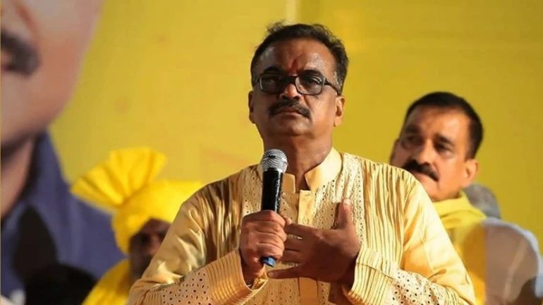 वसई से विधायक हितेंद्र ठाकुर को आया साढ़े पांच लाख का लाइट बिल वसई से विधायक हितेंद्र ठाकुर को आया साढ़े पांच लाख का लाइट बिल