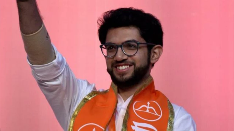 वर्ली विधानसभा से आदित्य ठाकरे विजय पथ पर अग्रसर वर्ली विधानसभा से आदित्य ठाकरे विजय पथ पर अग्रसर