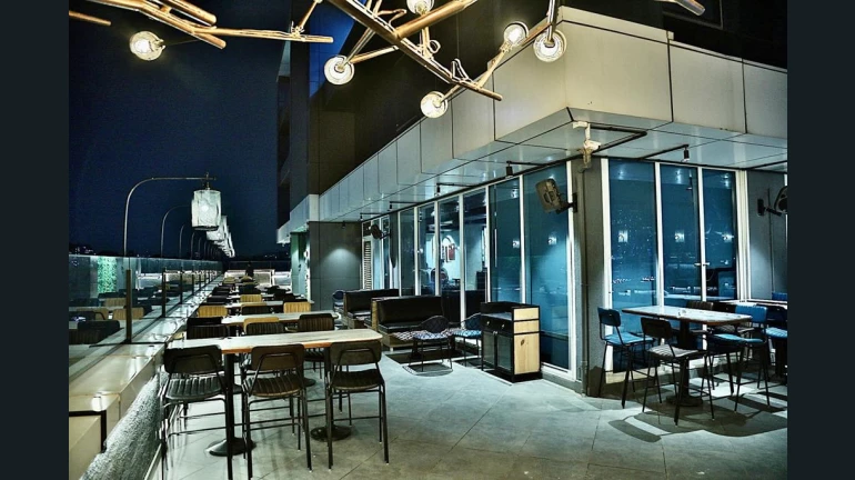 Swanky Viper Air Bar Promises To Bring The Best Of Both Worlds To Lokhandwala!