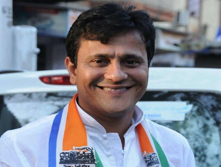 मनसे नेते संदीप देशपांडे पोलिसांच्या ताब्यात