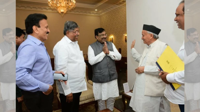 BJP delegation meets Maharashtra Governor; silent on government formation
