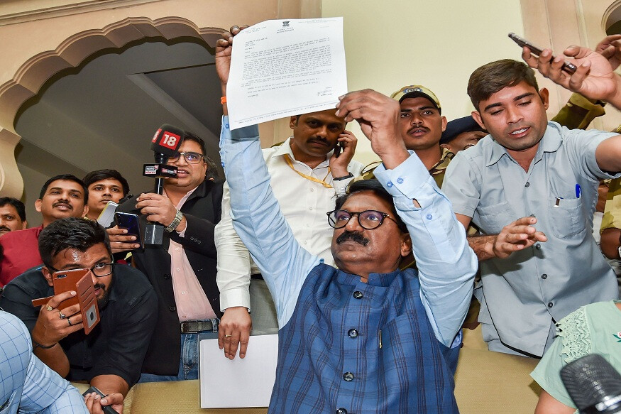 म्हणून दिला राजीनामा, काय म्हणाले अरविंद सावंत?