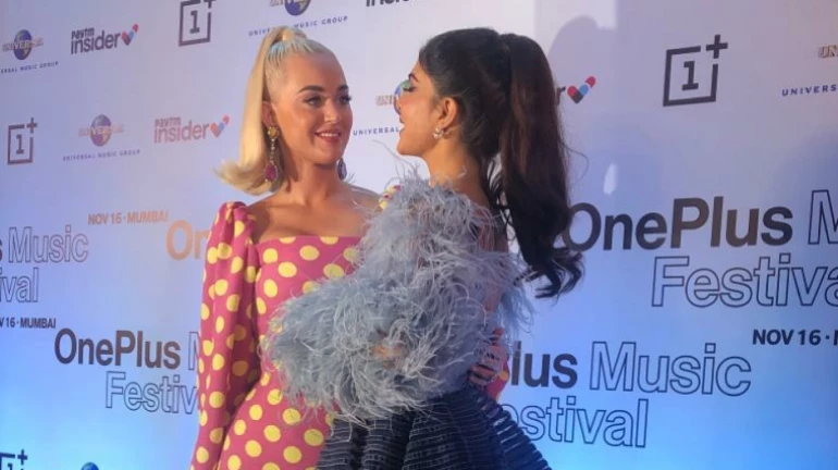 कैटी पेरी ने बीच कॉन्सर्ट में की जैकलीन फर्नांडिस की तारीफ, देखिए वीडियो कैटी पेरी ने बीच कॉन्सर्ट में की जैकलीन फर्नांडिस की तारीफ, देखिए वीडियो