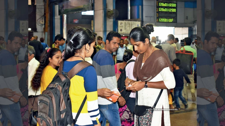 Central Railways encashes on ticketless passengers; earns ₹22.87 crore in October