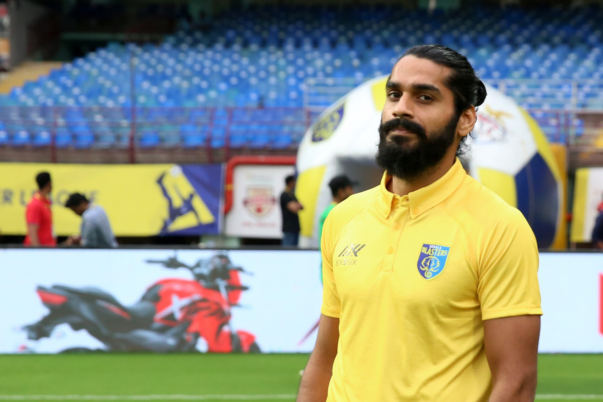 ISL 2019/20: On-field rival clubs come together to offer recovering Jhingan a helping hand