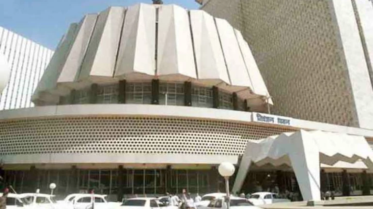 विधानसभा निलंबित असली तरी आमदारांना मतदान करता येणार विधानसभा निलंबित असली तरी आमदारांना मतदान करता येणार