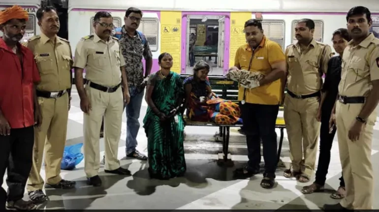 One-Rupee Clinic helps 18-year-old deliver her baby at Panvel station