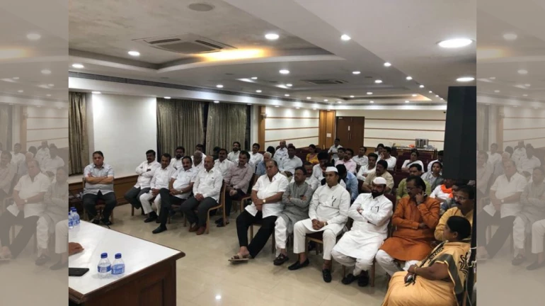 अजित पवार को विधायक दल के नेता से एनसीपी ने हटाया अजित पवार को विधायक दल के नेता से एनसीपी ने हटाया