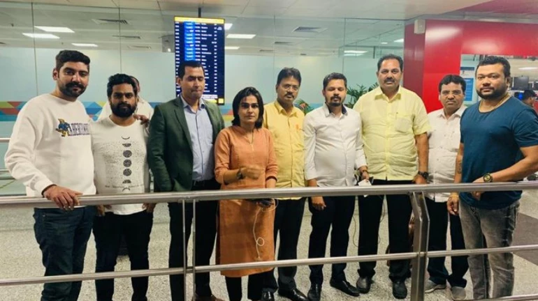 राष्ट्रवादीचे बेपत्ता आमदार मुंबईत दाखल राष्ट्रवादीचे बेपत्ता आमदार मुंबईत दाखल