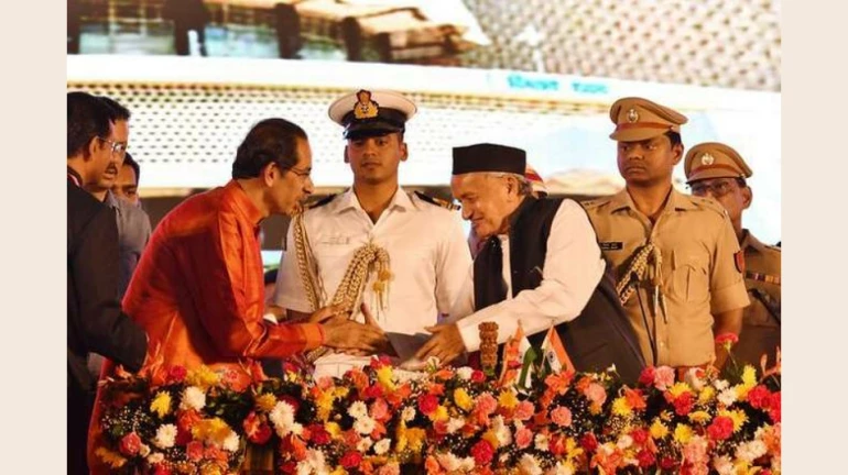 शपथविधीच्या आयोजनावर राज्यपाल कोश्यारी नाराज, नेमकं काय खटकलं? शपथविधीच्या आयोजनावर राज्यपाल कोश्यारी नाराज, नेमकं काय खटकलं?