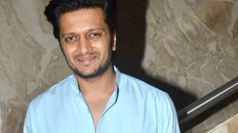 कर्जमाफीचा आरोप करणाऱ्यानं मागितली रितेशची माफी कर्जमाफीचा आरोप करणाऱ्यानं मागितली रितेशची माफी