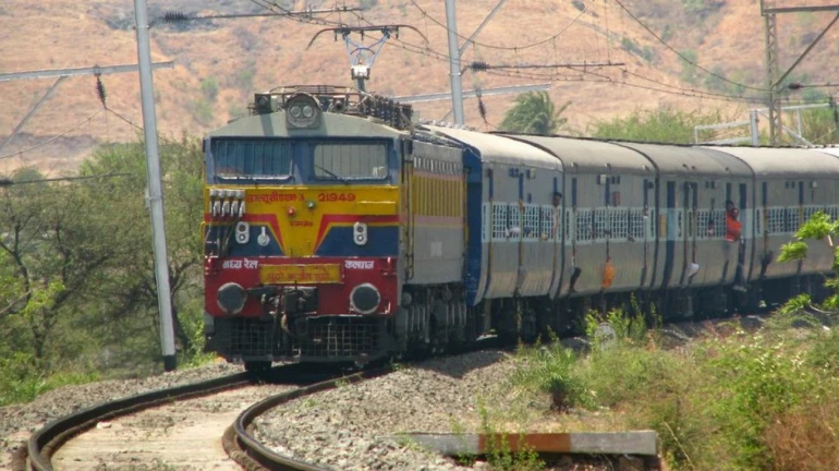 महापरिनिर्वाण दिनानिमित्त १४ विशेष रेल्वे गाड्या महापरिनिर्वाण दिनानिमित्त १४ विशेष रेल्वे गाड्या