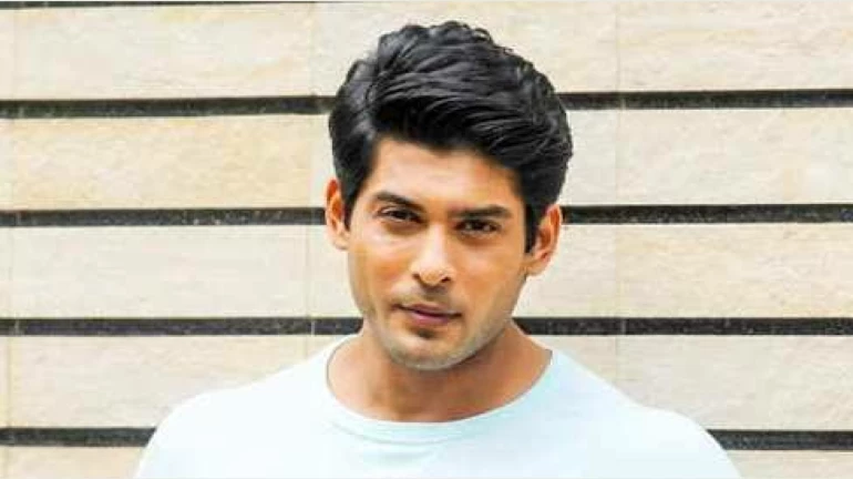 अभिनेता सिद्धार्थ शुक्ला का दिल का दौरा पड़ने से निधन अभिनेता सिद्धार्थ शुक्ला का दिल का दौरा पड़ने से निधन