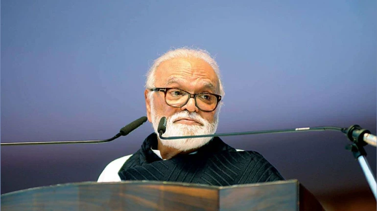 अजित पवारांना उपमुख्यमंत्रीपद देण्यास विरोध नाही, भुजबळांनी केला खुलासा अजित पवारांना उपमुख्यमंत्रीपद देण्यास विरोध नाही, भुजबळांनी केला खुलासा