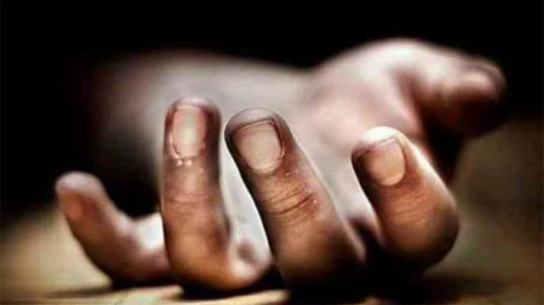 कुर्लामध्ये साप चावल्याने पोलिसाचा मृत्यू कुर्लामध्ये साप चावल्याने पोलिसाचा मृत्यू