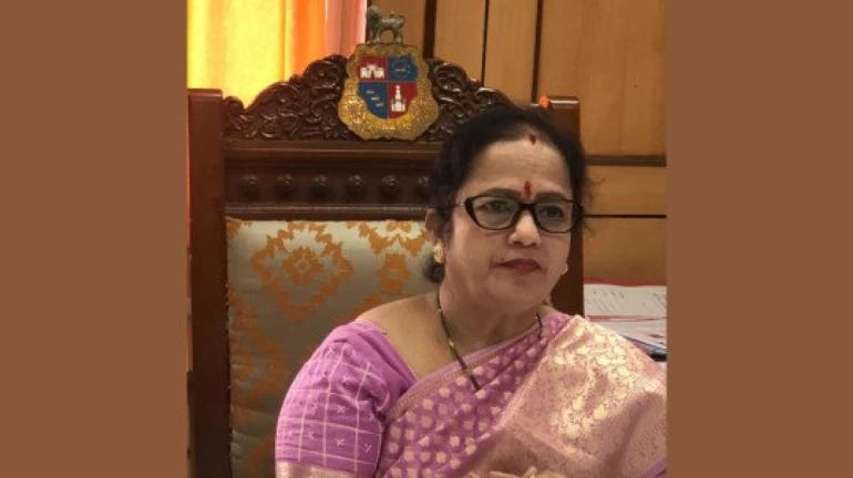 वास्तुशास्त्रानुसार मुंबई महापौर दालनात बदल वास्तुशास्त्रानुसार मुंबई महापौर दालनात बदल