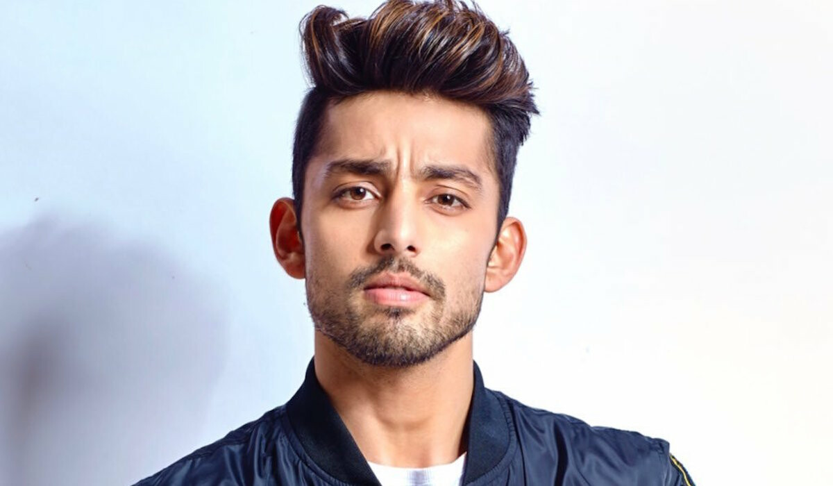 'यारियां' एक्टर हिमांश कोहली के परिवार को हुआ कोरोना, बयां किया अपना दर्द