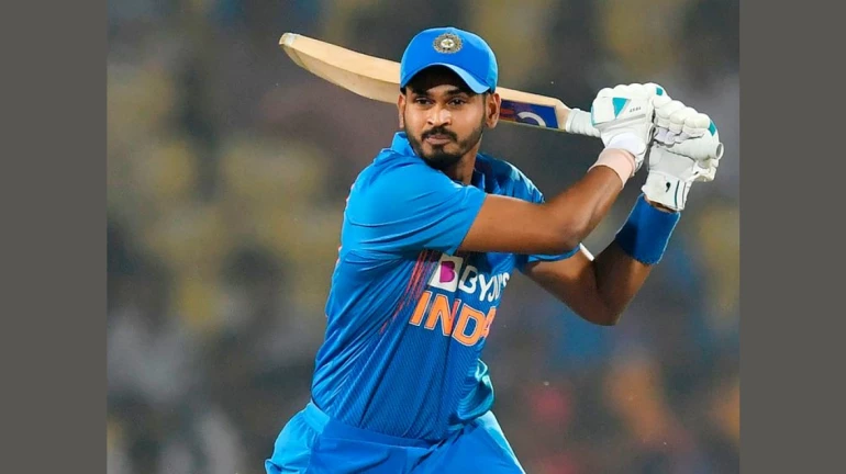 श्रेयसने चौथ्या क्रमांकावर फलंदाजीसाठी यावं, कुंबळेचा सल्ला श्रेयसने चौथ्या क्रमांकावर फलंदाजीसाठी यावं, कुंबळेचा सल्ला