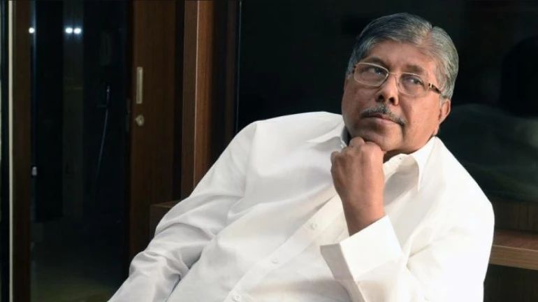 “तर लोकं आमदार, खासदारांच्या घरात घुसतील..” “तर लोकं आमदार, खासदारांच्या घरात घुसतील..”