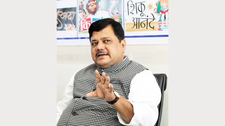 BJP MLC Pravin Darekar elected as LoP in Maharashtra legislative council BJP MLC Pravin Darekar elected as LoP in Maharashtra legislative council